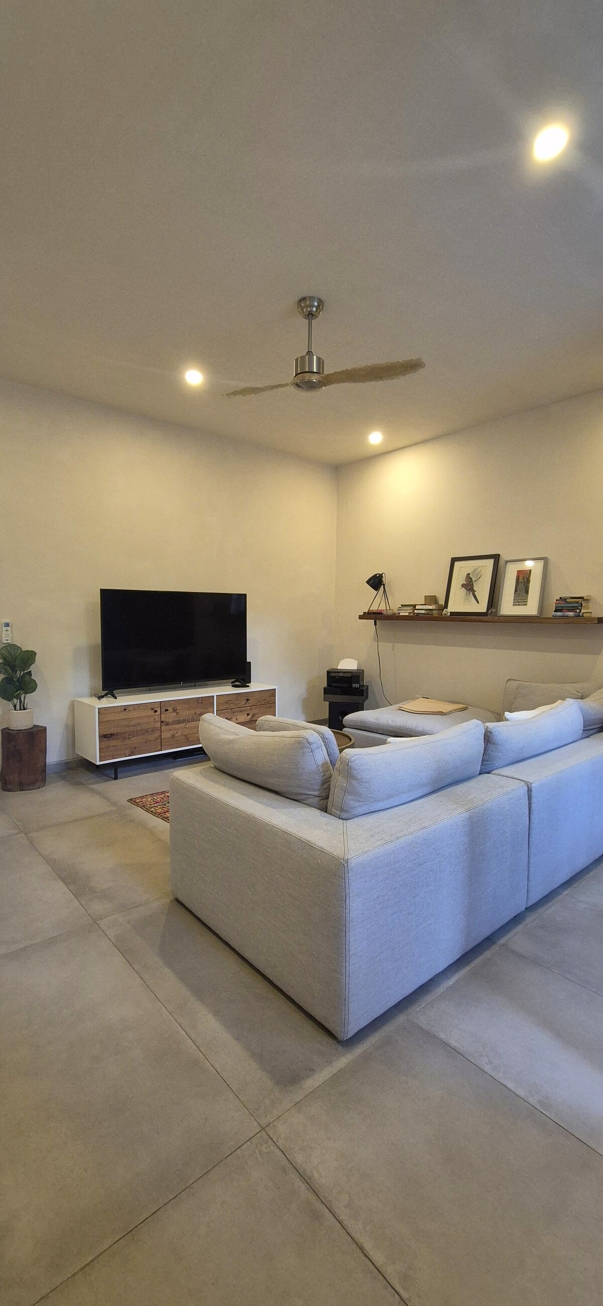 11 de 33: FAMILY ROOM