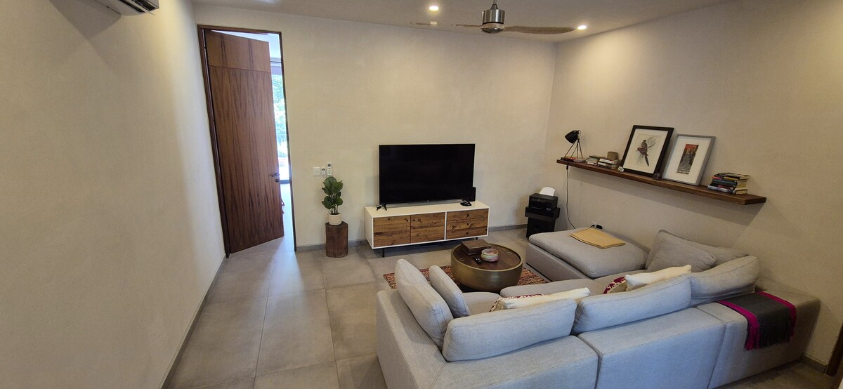 23 de 33: TV / FAMILY ROOM