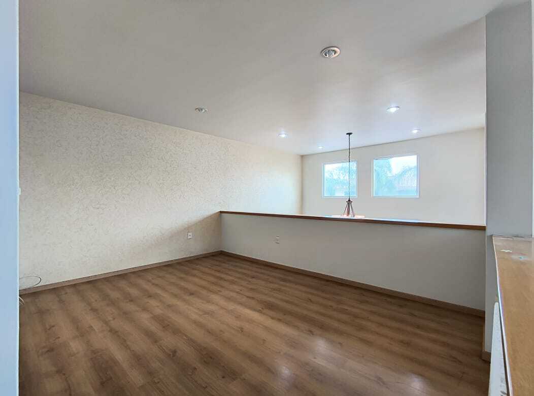 14 of 19: Sala de TV