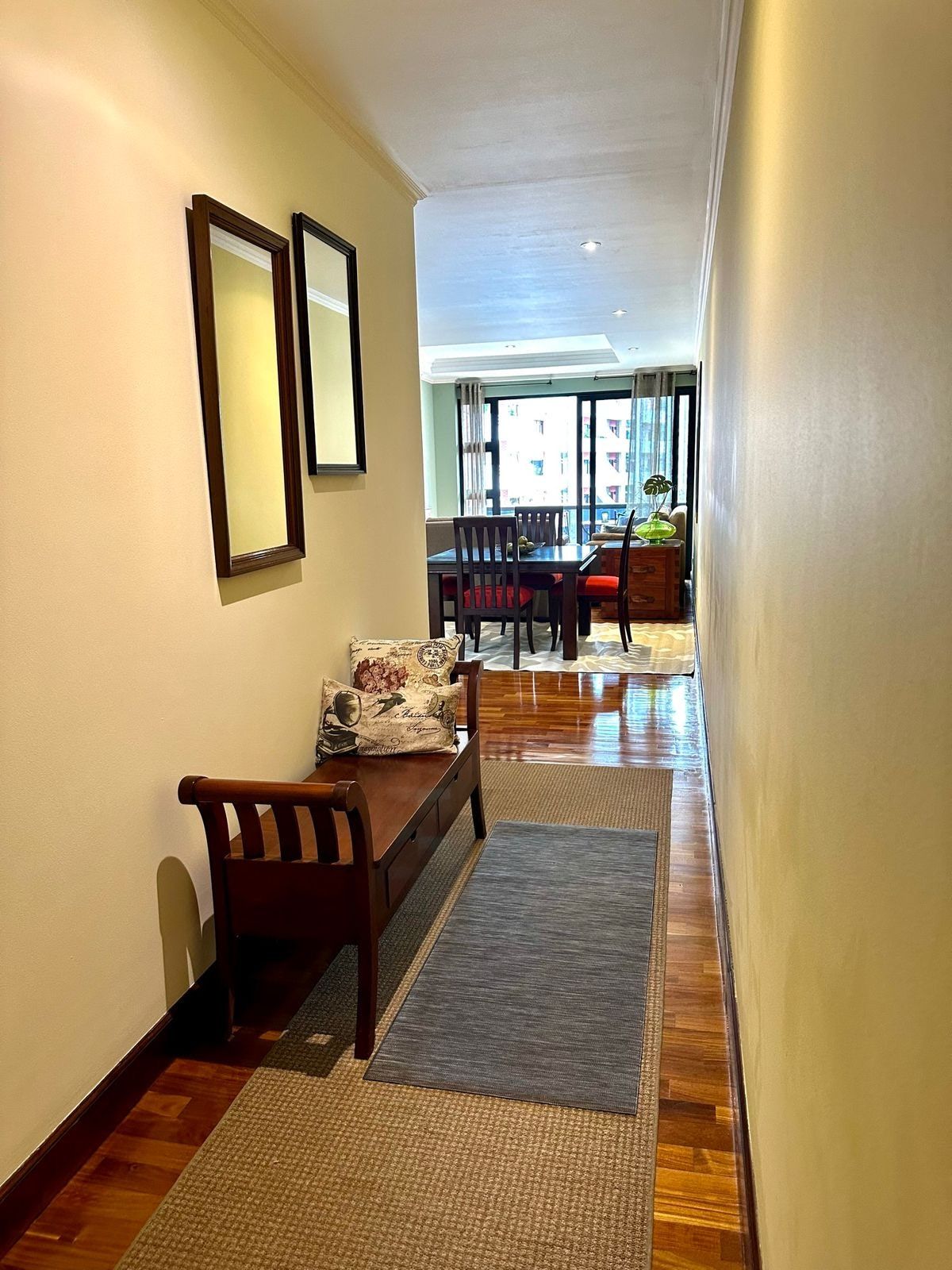Apartamento en Zona 10, Guatemala, foto 4 de 14