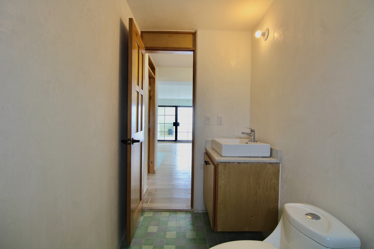13 de 15: Baño completo