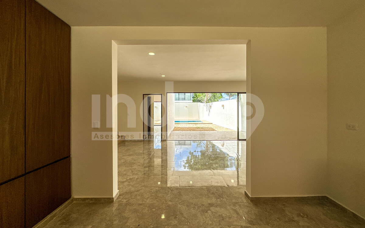 12 de 50: Vista desde la Cocina