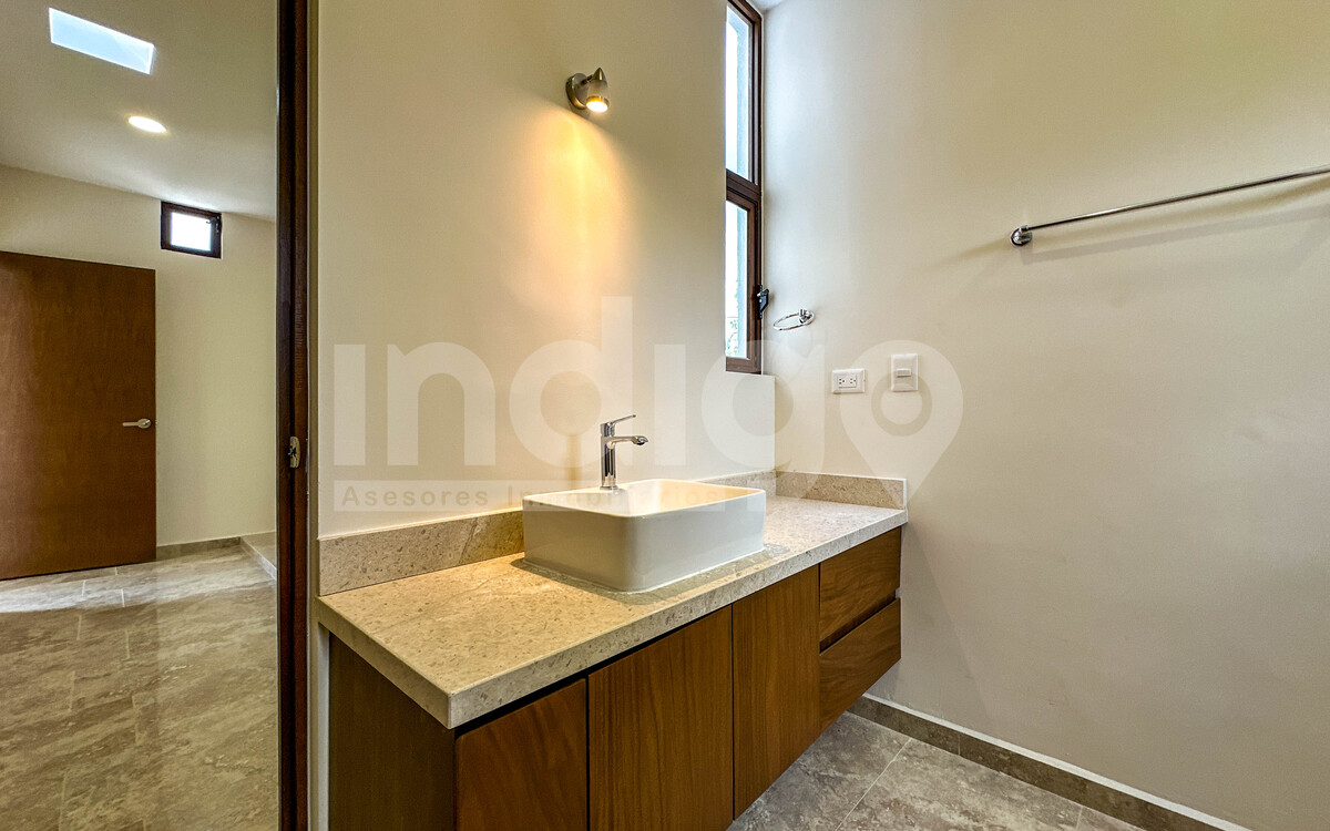 26 de 50: Baño Recámara Principal