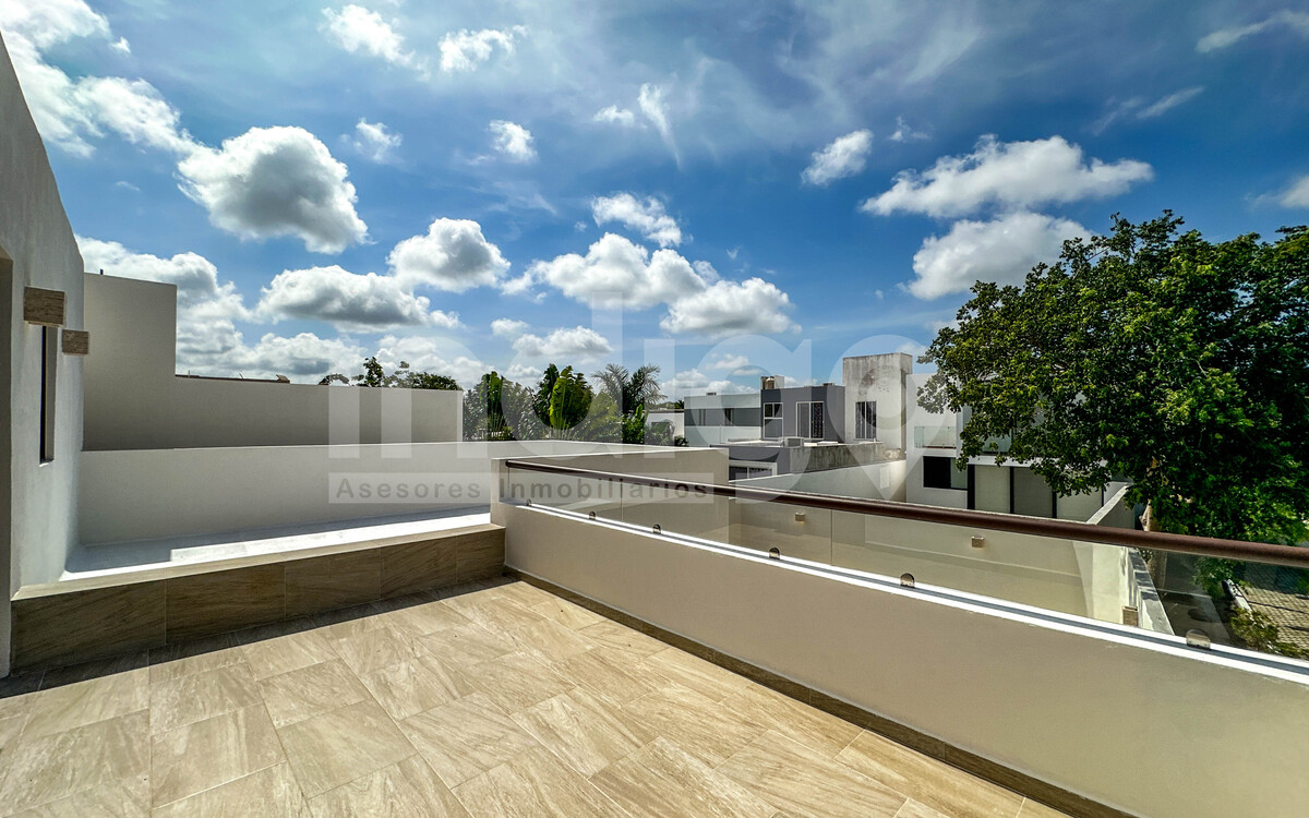 24 de 50: Terraza de Recámara Principal