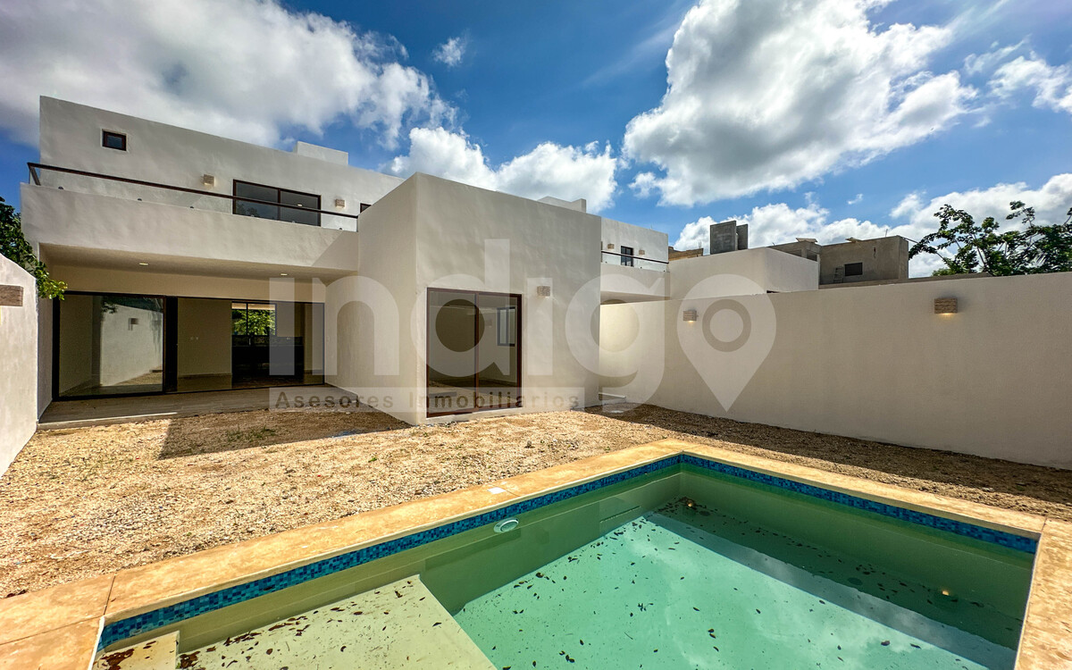 33 de 50: Fachada Trasera