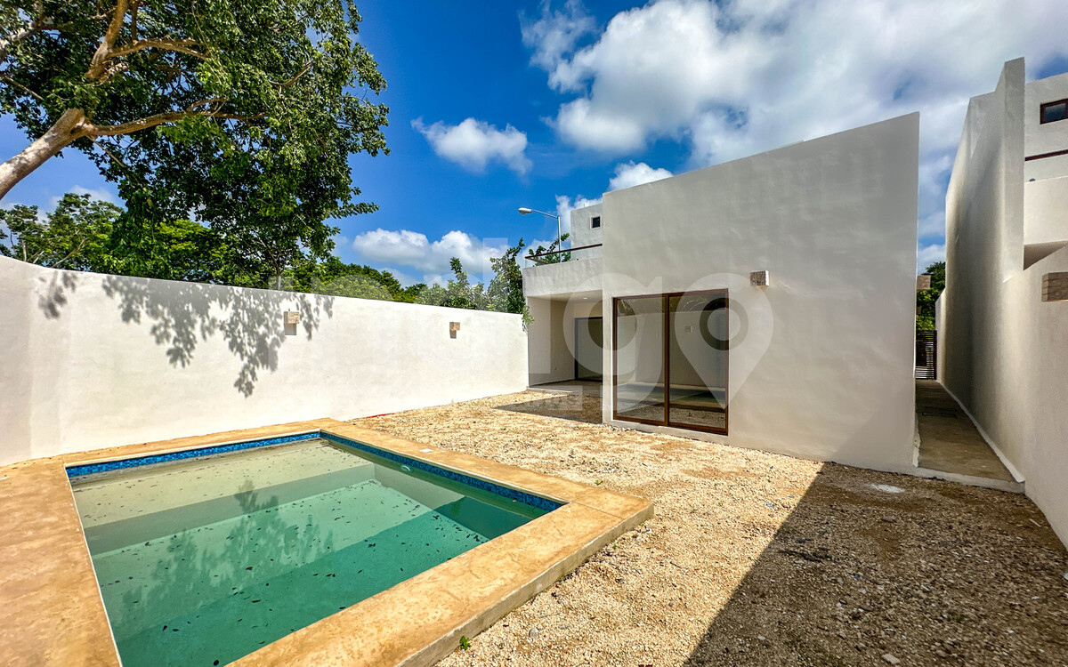 34 de 50: Fachada Trasera