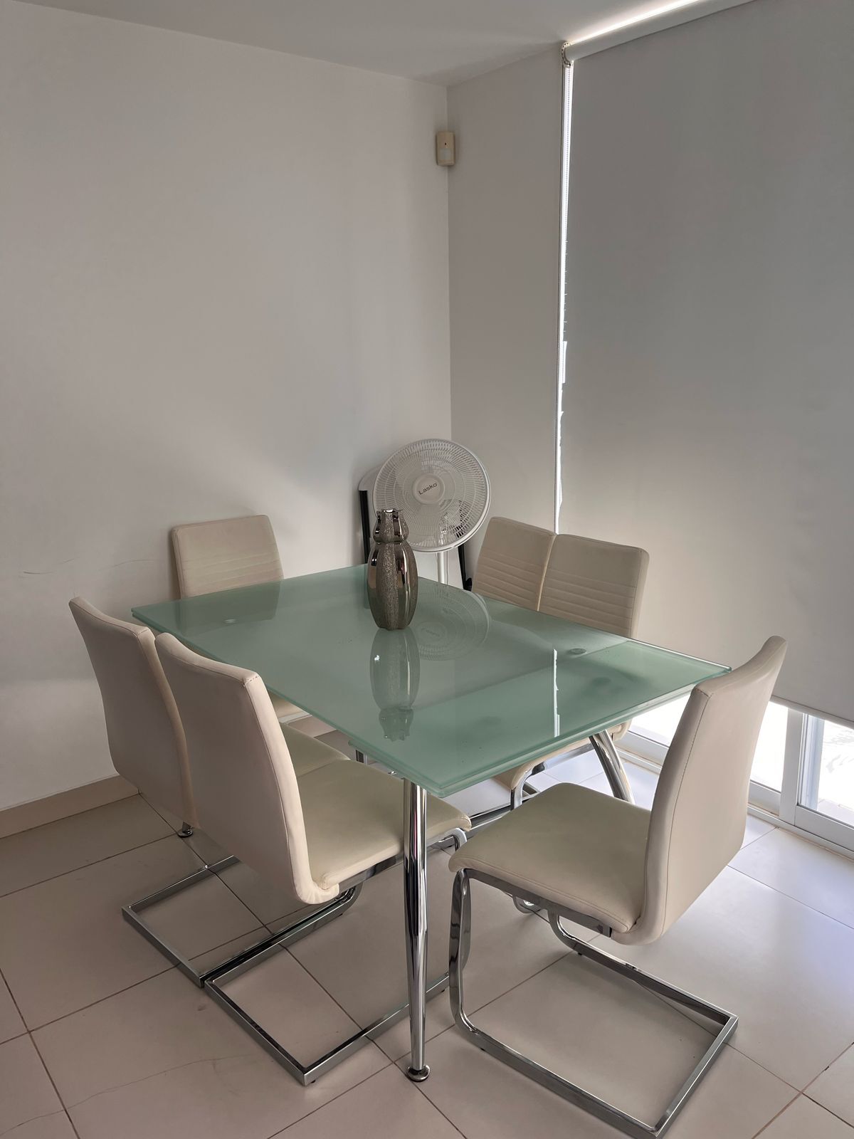 3 de 15: Comedor