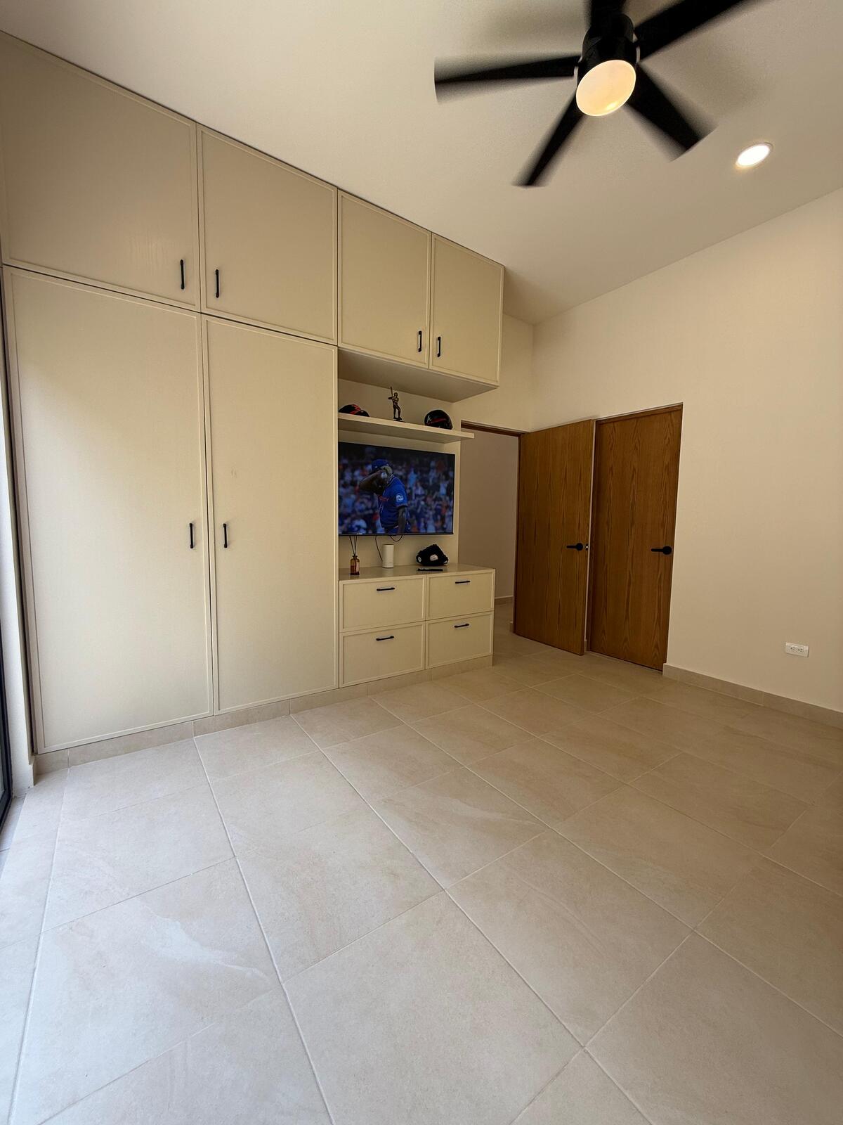 12 de 16: Tercera Habitación