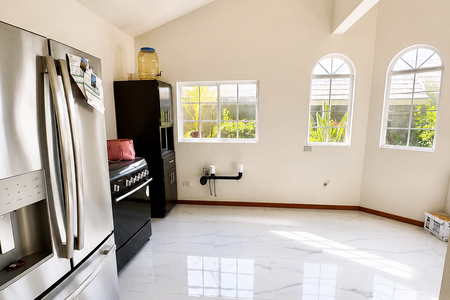 HOUSE FOR SALE ON CUCAPAH BOULEVARD