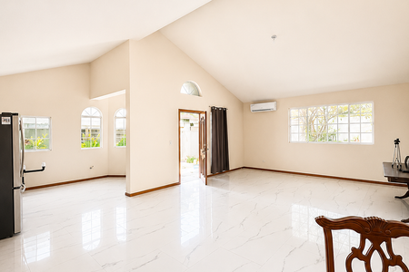 HOUSE FOR SALE ON CUCAPAH BOULEVARD