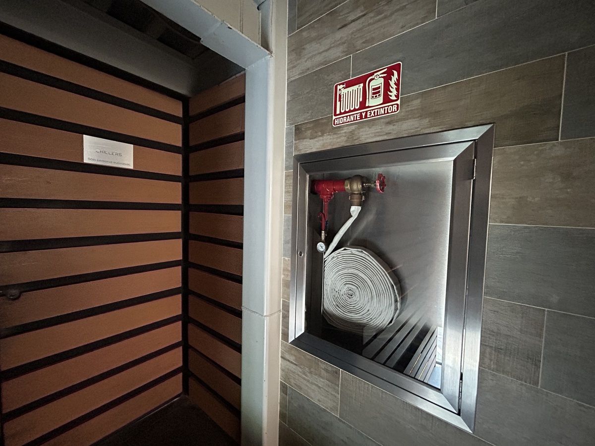 14 de 14: Sistema contra incendio