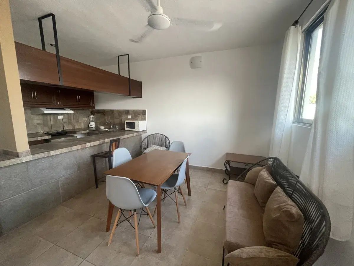 https://assets.easybroker.com/property_images/5493976/95295810/EB-UC3976.webp?version=1756856787