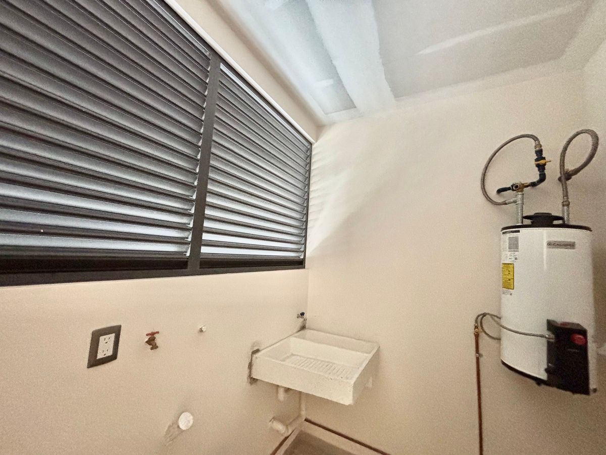 33 de 33: Cuarto de lavado.