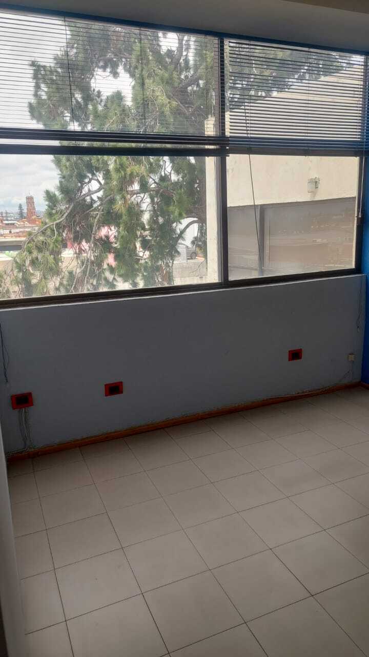 3 de 8