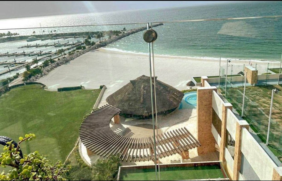4 de 12