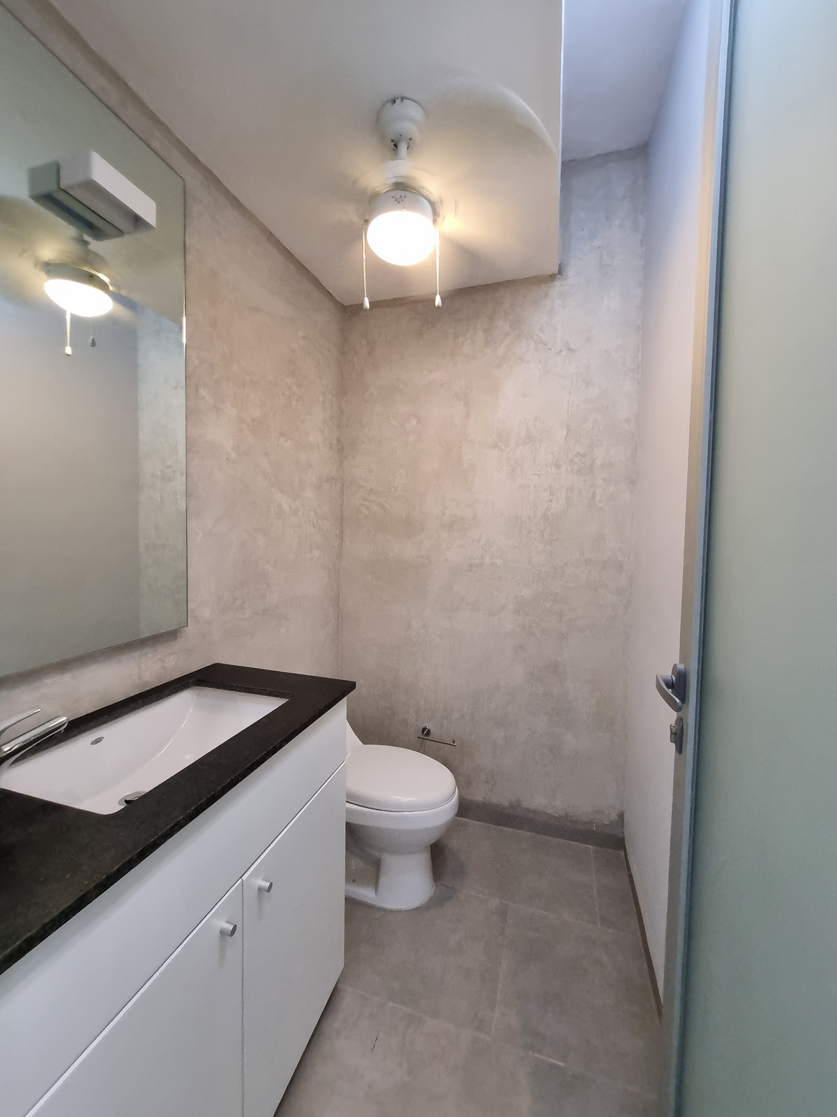 11 de 14: Baño 1
