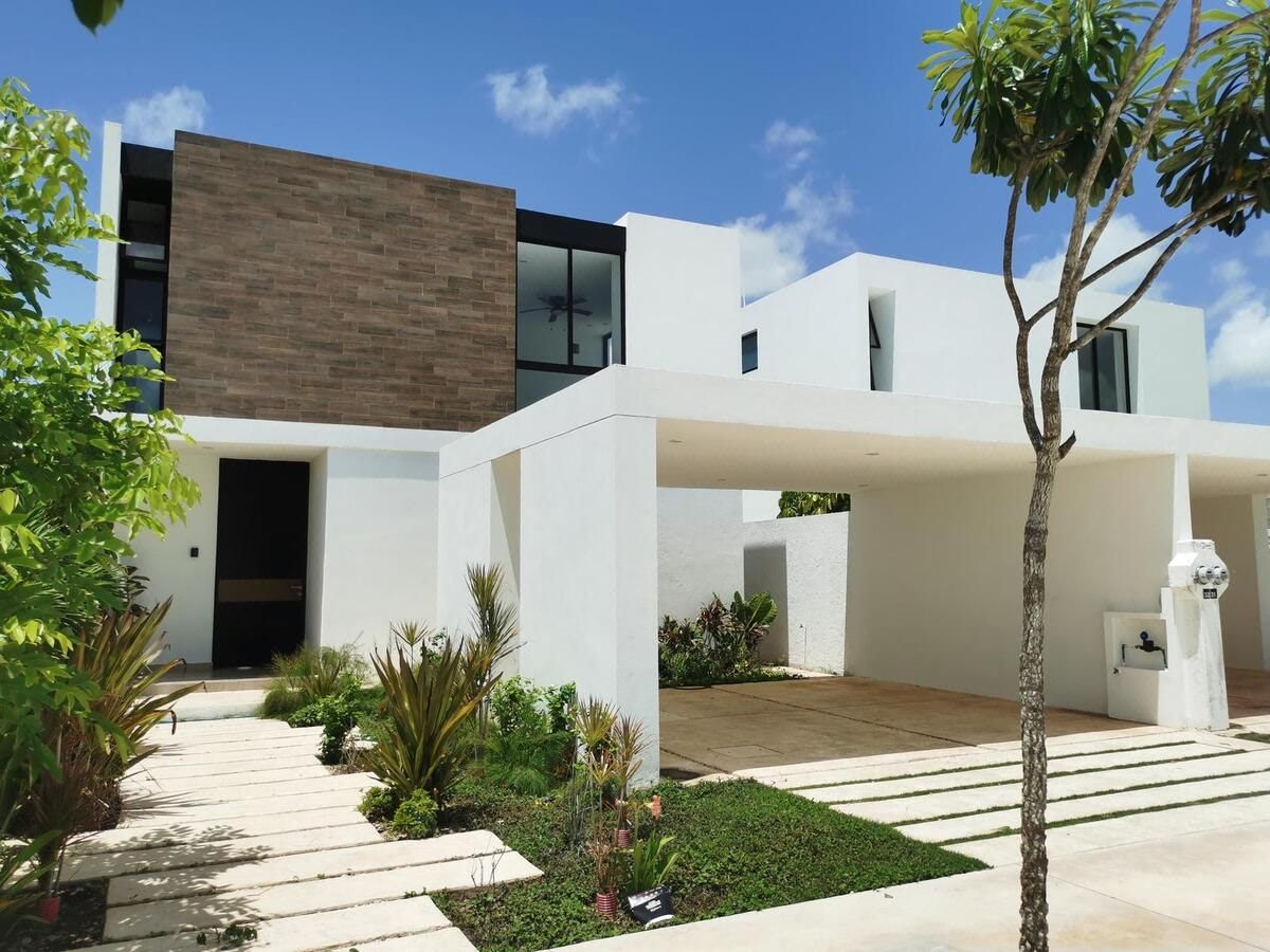Casa En Venta en Privada Residencial, Equipada en Mérida Yucatán - foto 1
