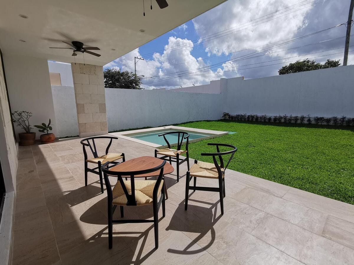 Casa En Venta en Privada Residencial, Equipada en Mérida Yucatán - foto 3