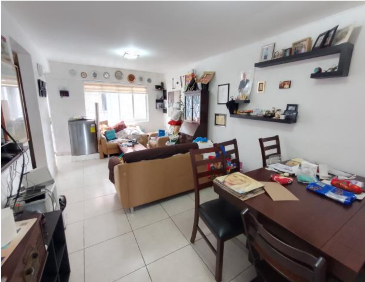 1 of 4: Sala y Comedor