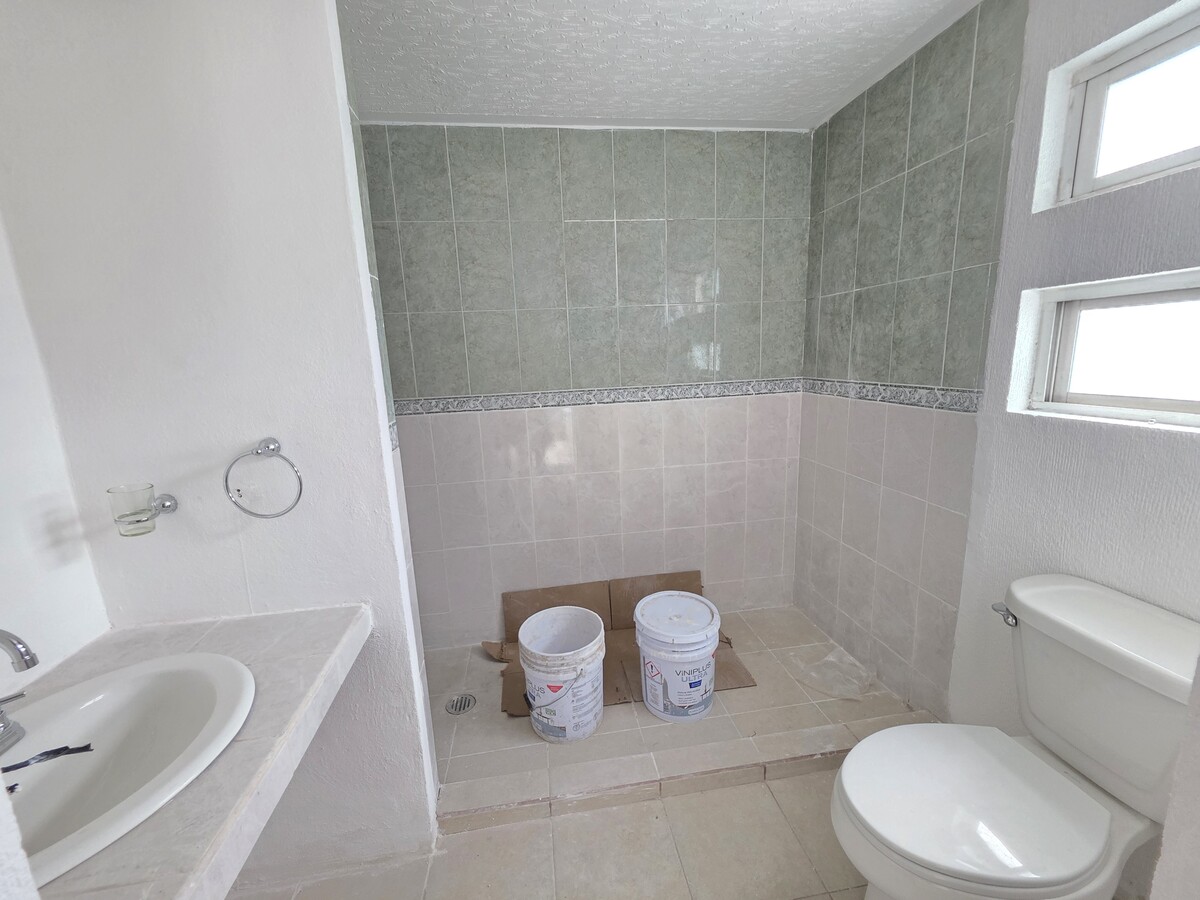 16 de 19: Baño habitacion principal