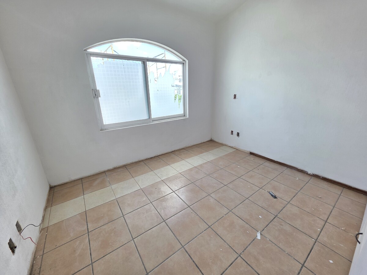 17 de 19: 1a habitacion secundaria tamaño ks