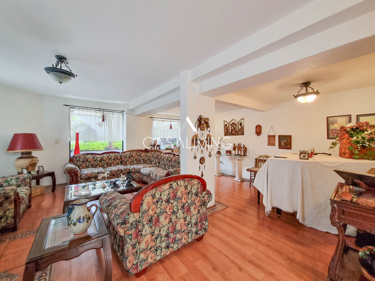2 de 17: Sala