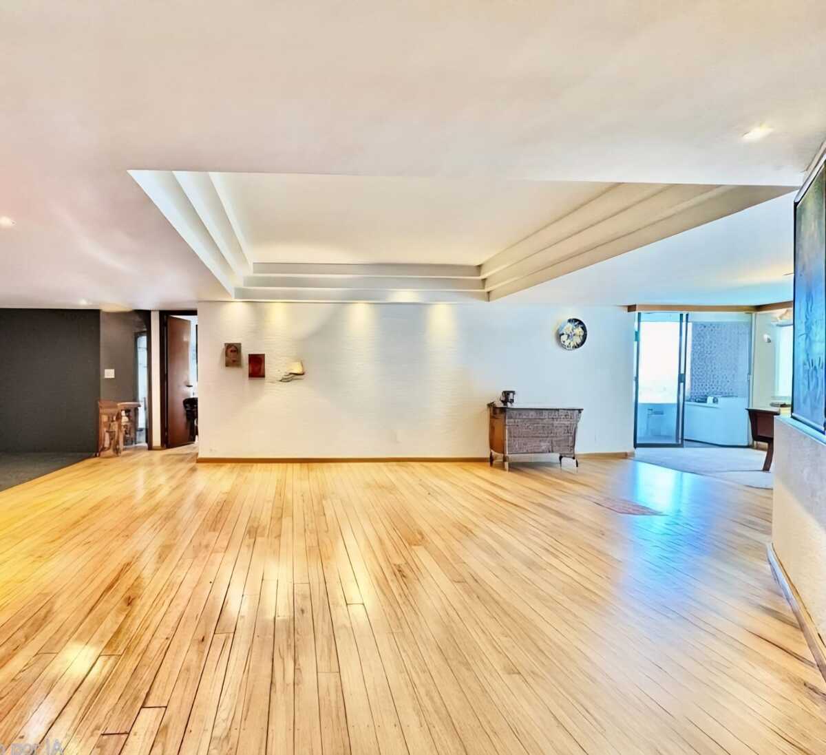 3 de 28
