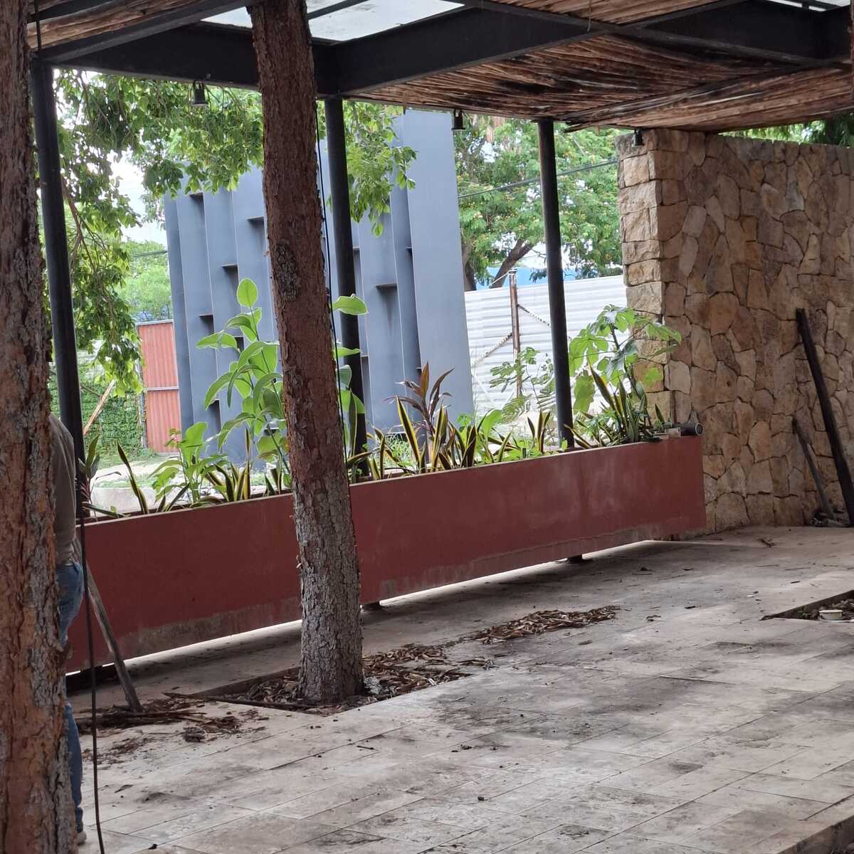 4 de 27
