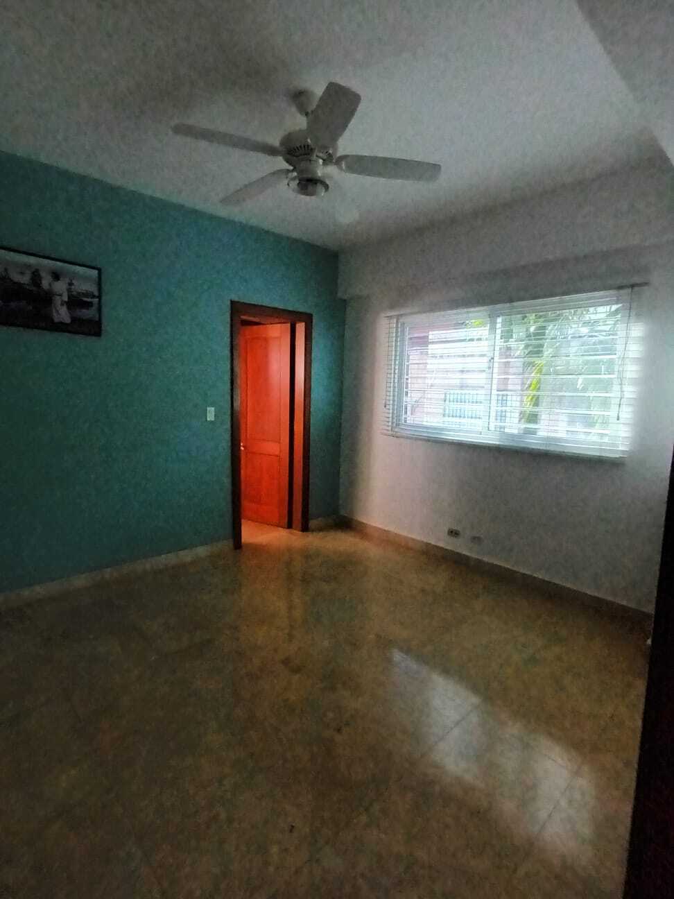 9 de 12