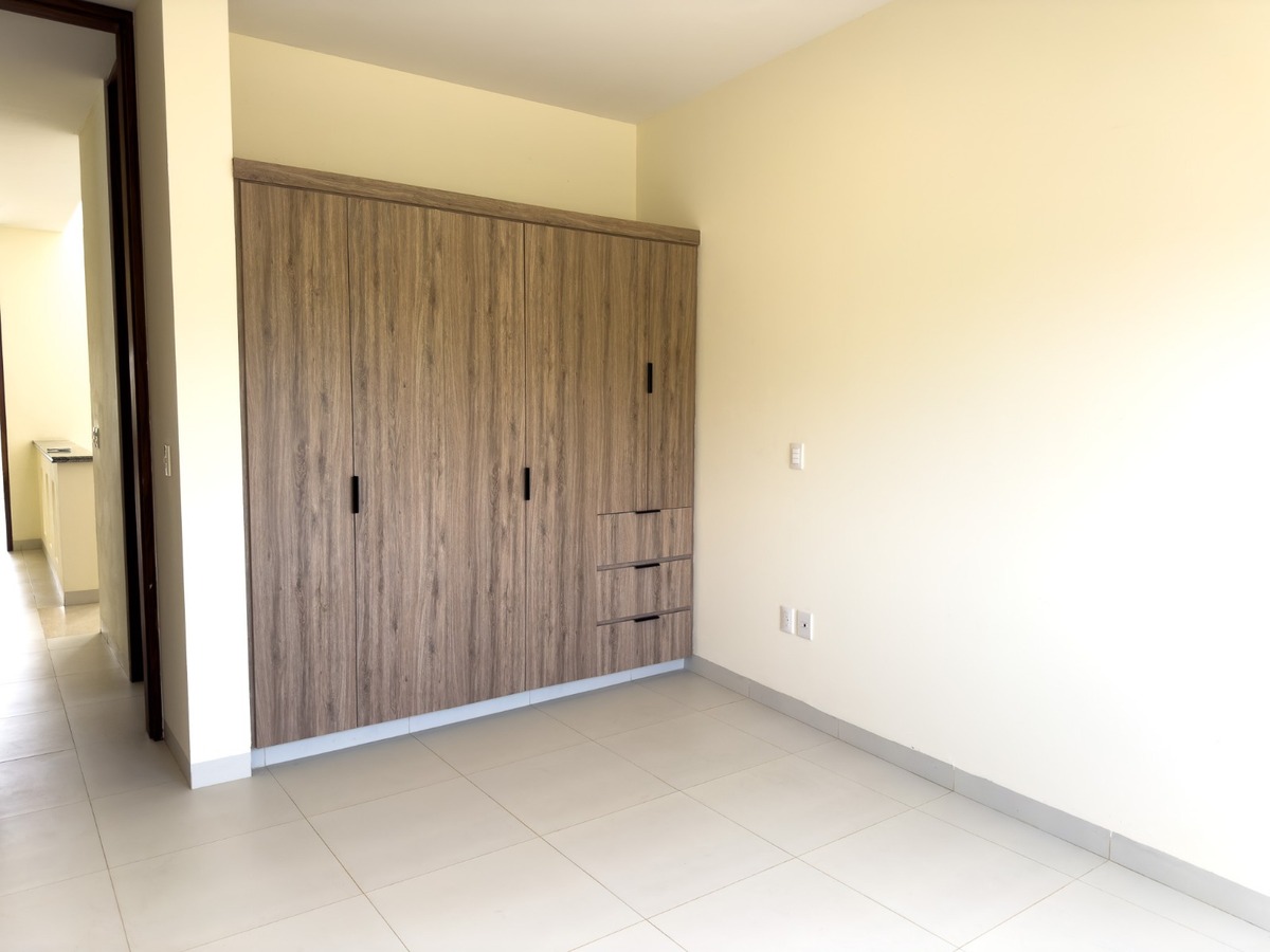 13 de 23: Closet