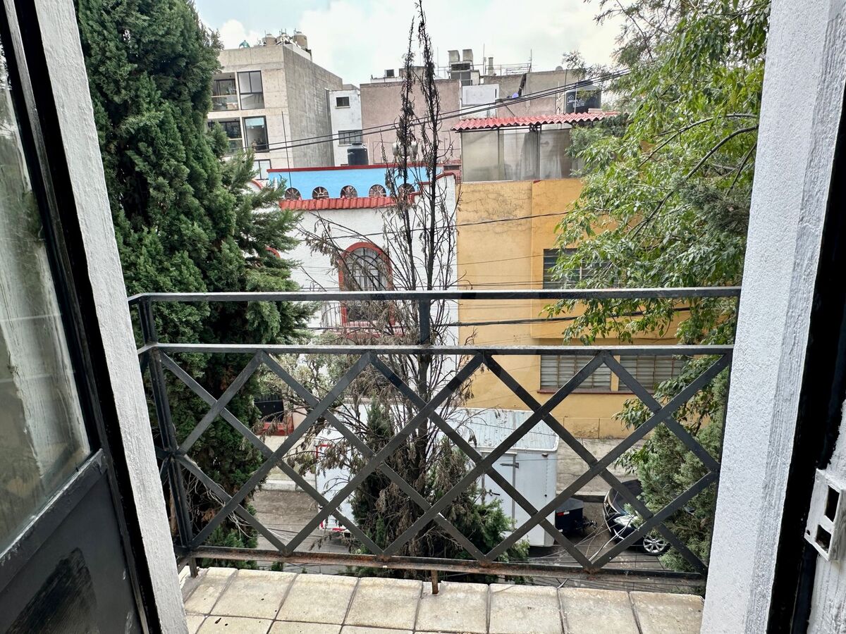 9 de 16