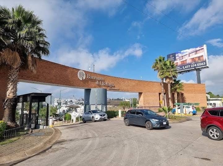 2 de 4