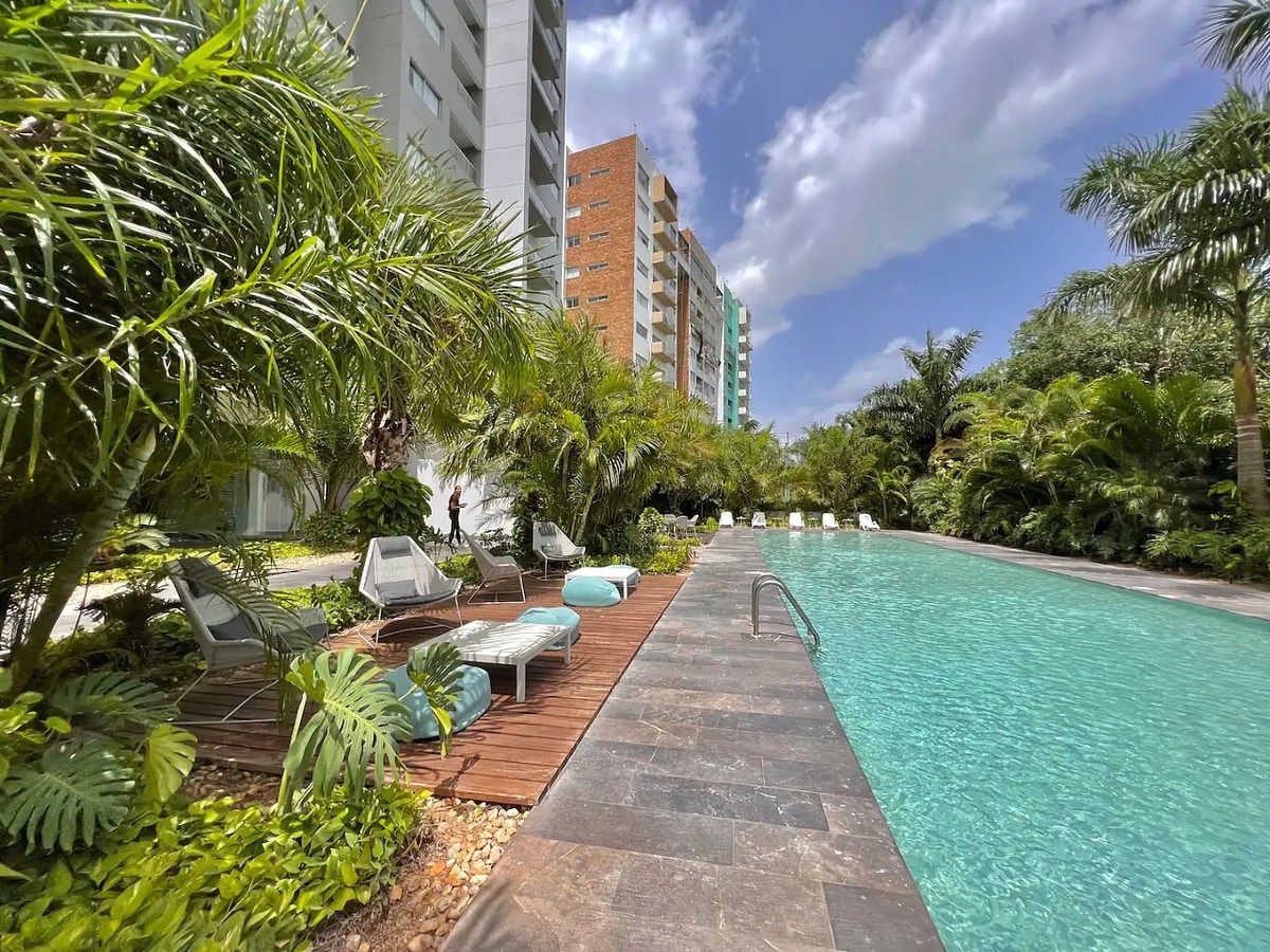 Apartamento mobiliado de um quarto, foto 1 de 16