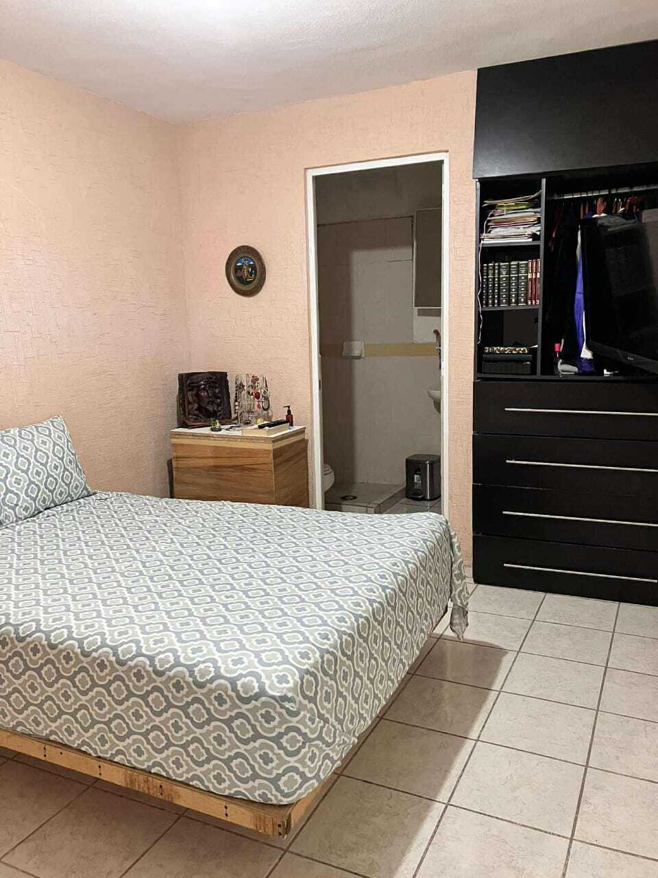 5 de 8: https://assets.easybroker.com/property_images/5496334/953450