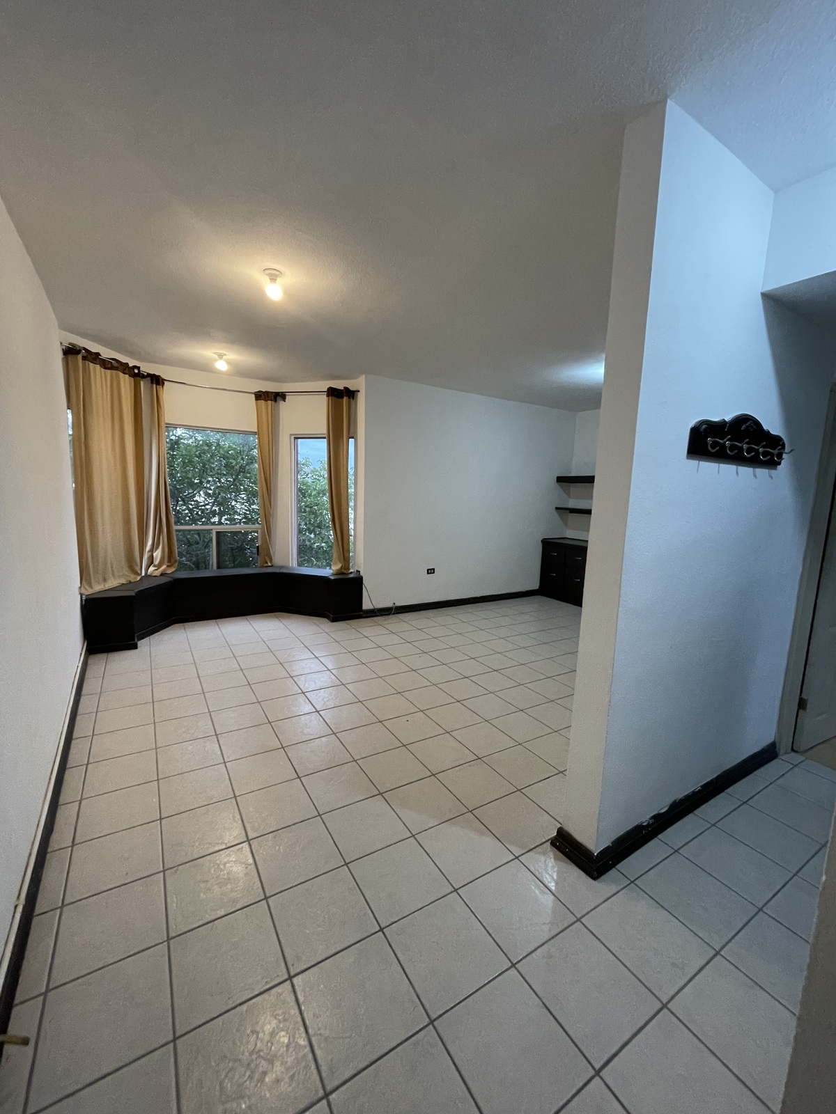 15 de 21: Recámara secundaria 2