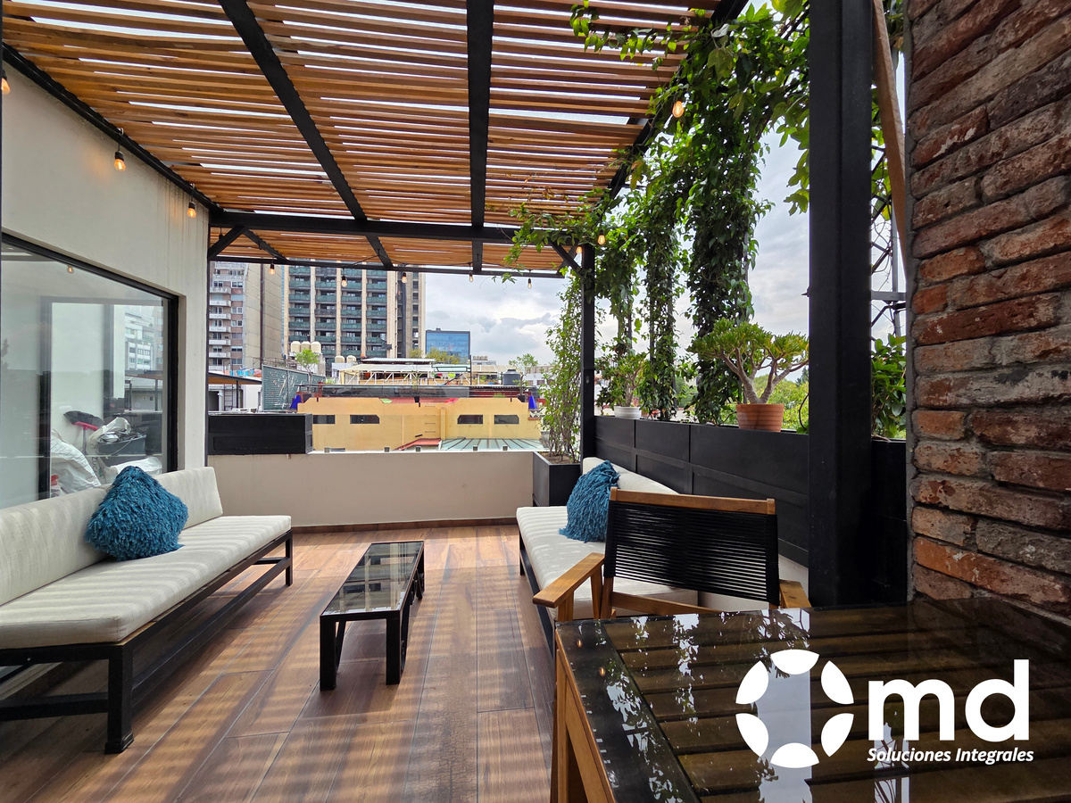 1 of 22: Roof Garden