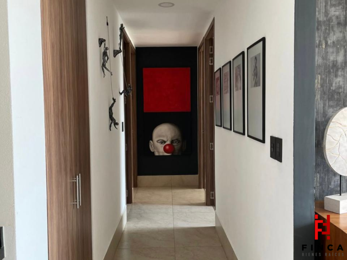 2 de 8