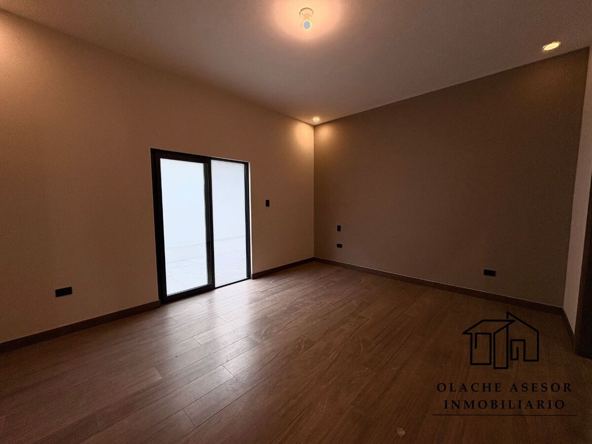 9 of 20: RECAMARA PB