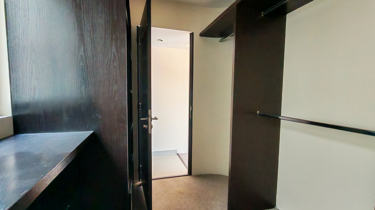 8 de 14: walk in closet