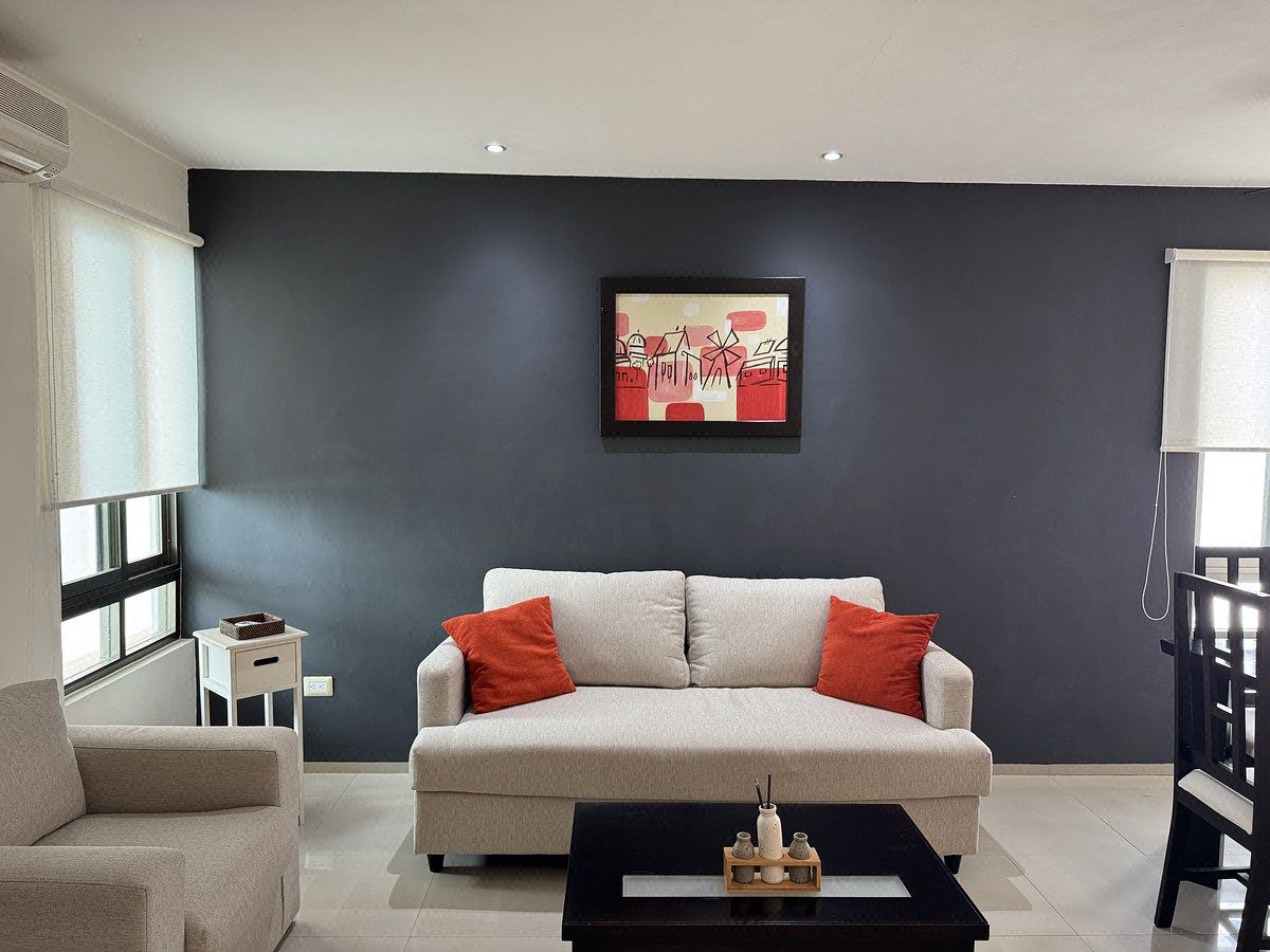 OPORTUNIDAD Departamento amueblado, Montebello, Mérida