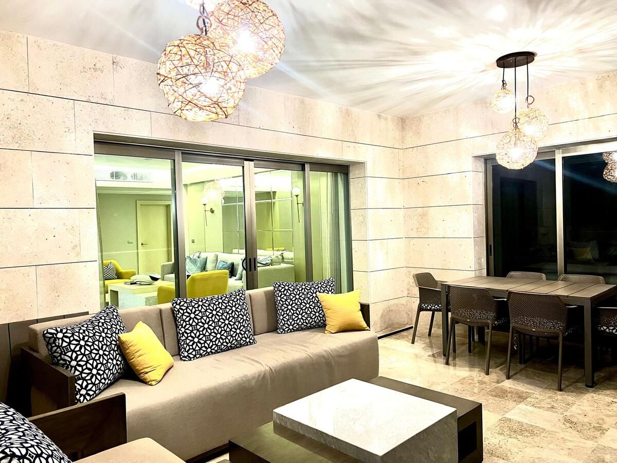 Lujoso departamento en La Amada remodelado venta, foto 11 de 23