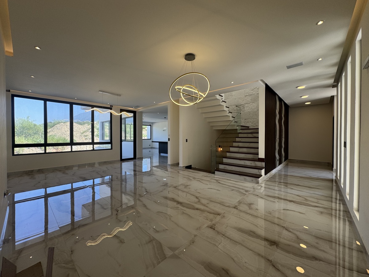 2 de 10: Sala / Comedor