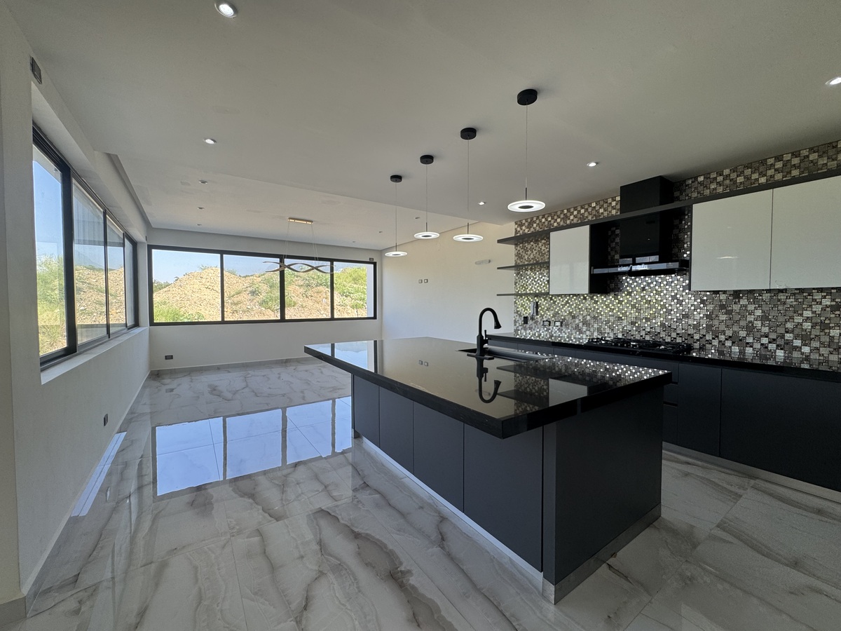 3 de 10: Cocina equipada