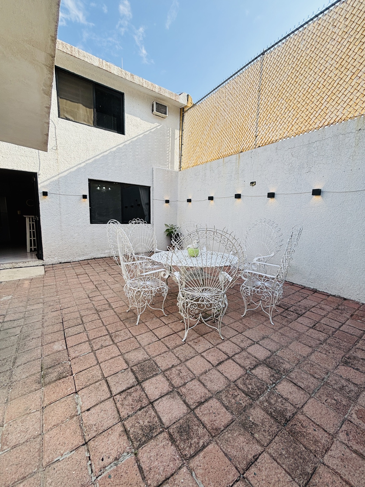 12 de 23: patio trasero