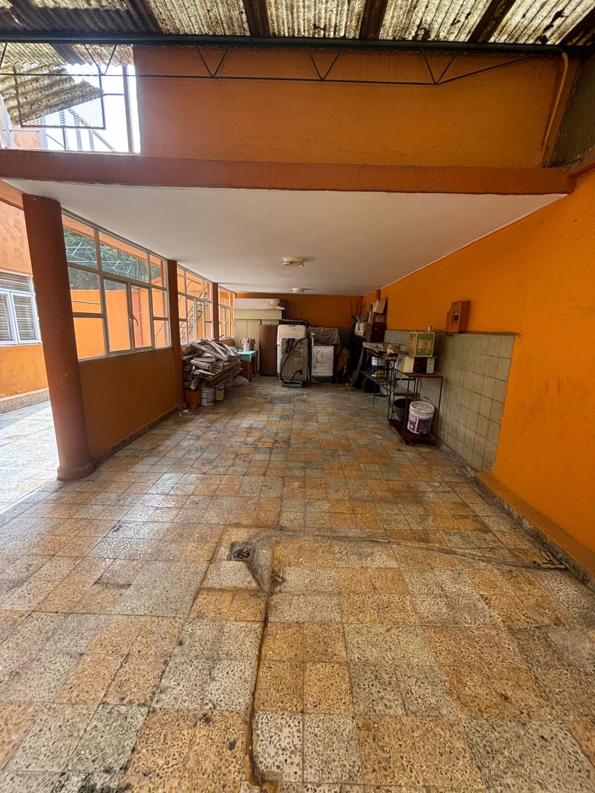 3 de 28