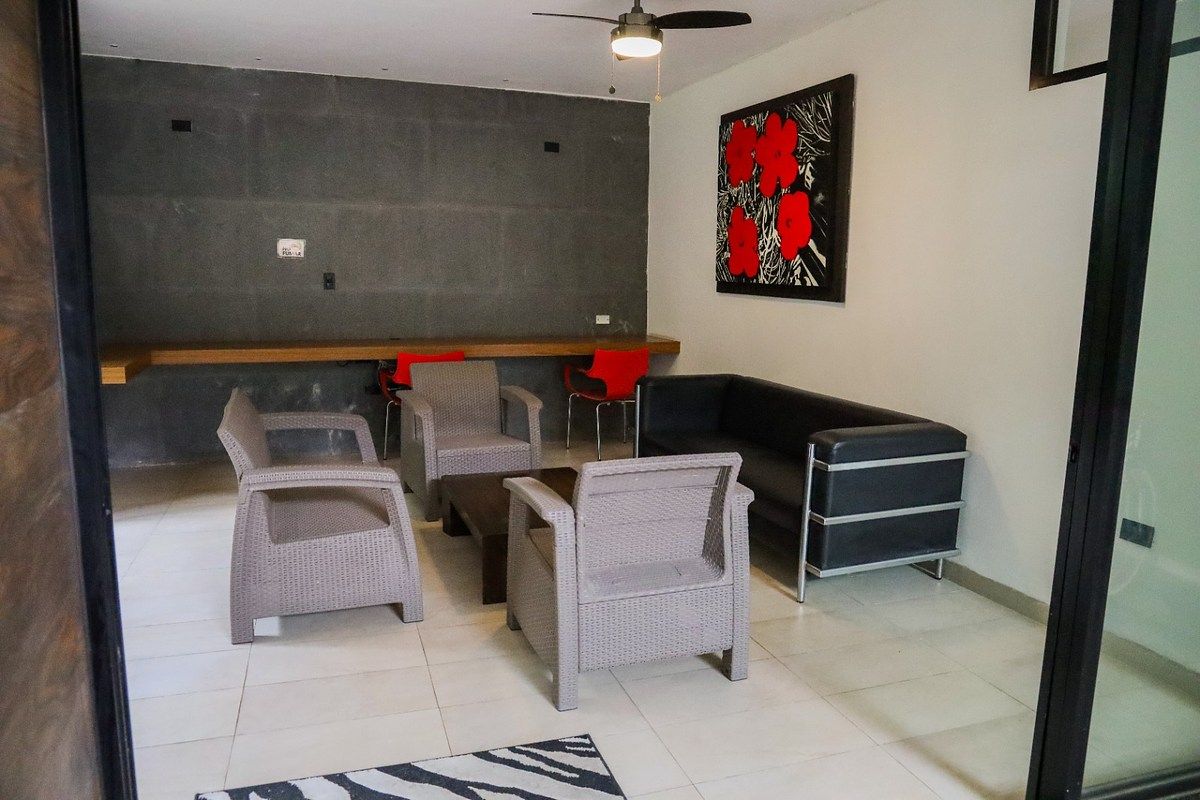 14 de 19: Coworking con internet incluido