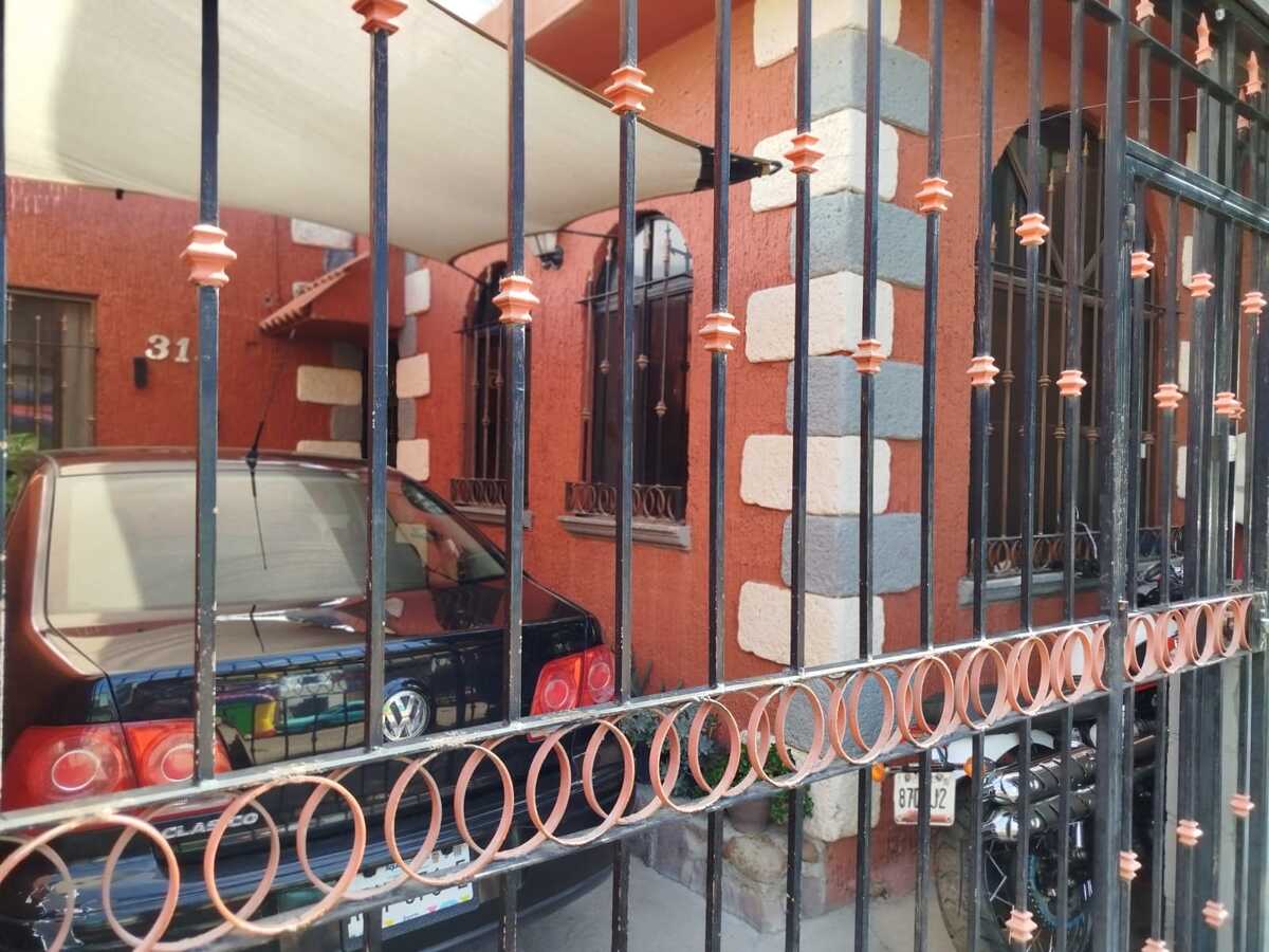 9 de 13