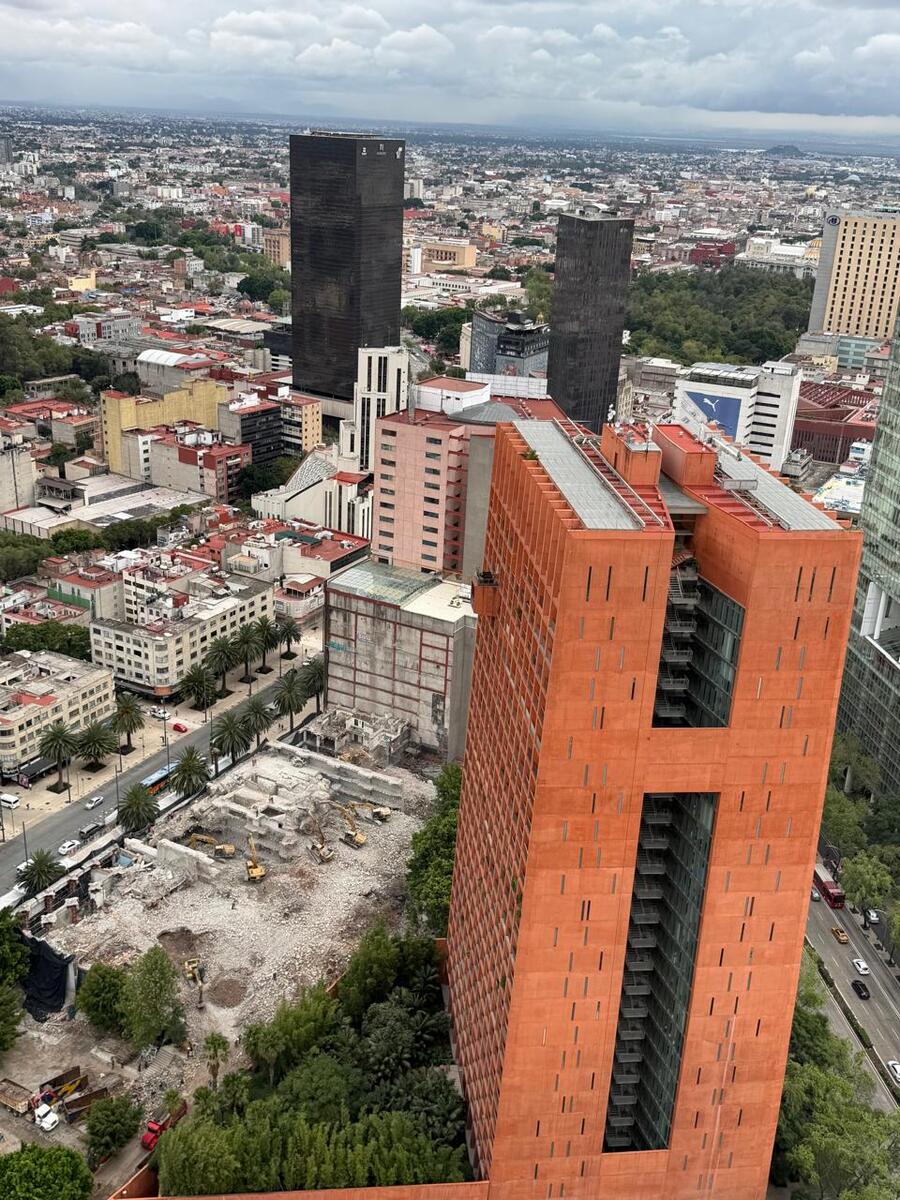 24 de 28