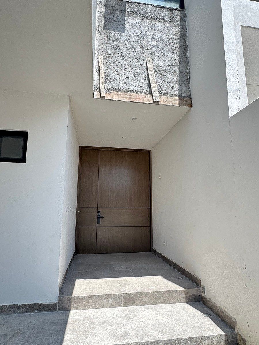 House in Los Olivos Residencial, Monterrey, photo 2 of 20