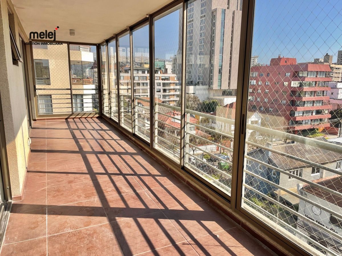 1 de 18: Terraza cerrada